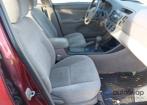 2003 Toyota Camry Le from USA, damaged, VIN 4T1BE32K93U169257